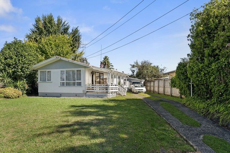 Photo of property in 6 Manapouri Place, Glenview, Hamilton, 3206