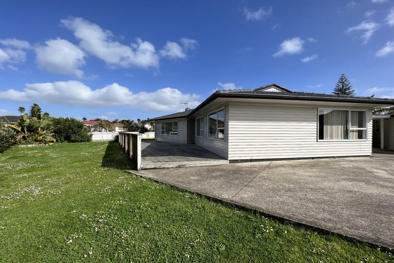 Photo of property in 5 Kivell Close, Mangere East, Auckland, 2024