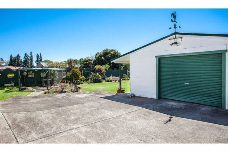 Photo of property in 15 Rimu Street, Edgecumbe, 3120