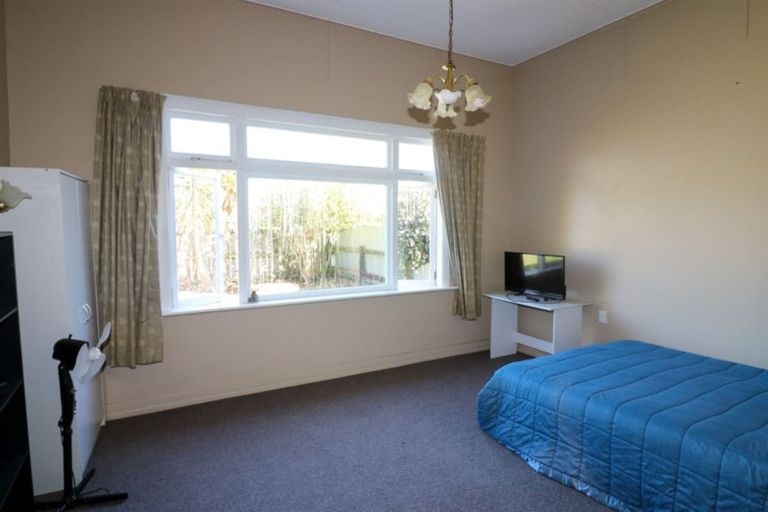 Photo of property in 6 Edward Street, Dannevirke, 4930