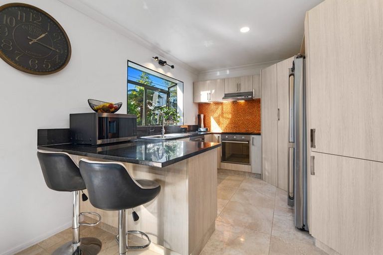 Photo of property in 1 Stonebridge Park Drive, Holdens Bay, Rotorua, 3010