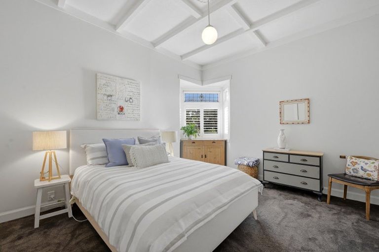 Photo of property in 1a Mozeley Avenue, Devonport, Auckland, 0624