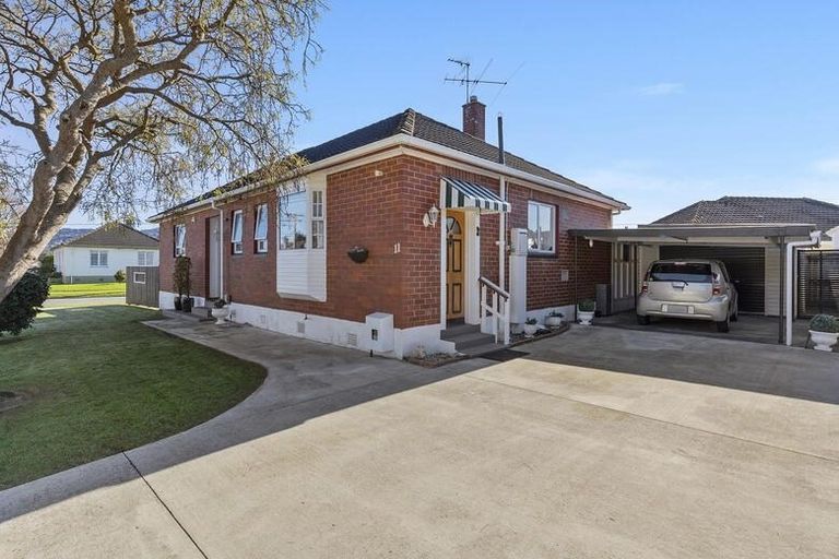 Photo of property in 11 Pilcher Crescent, Naenae, Lower Hutt, 5011