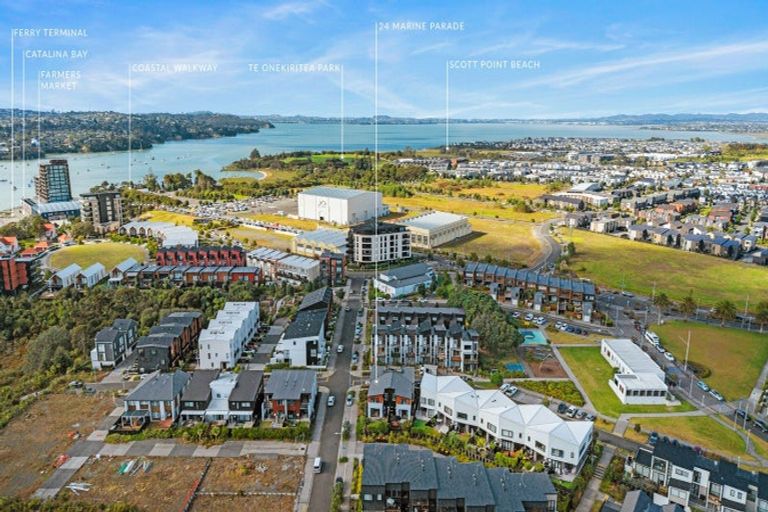 Photo of property in 24 Marine Parade, Hobsonville, Auckland, 0616