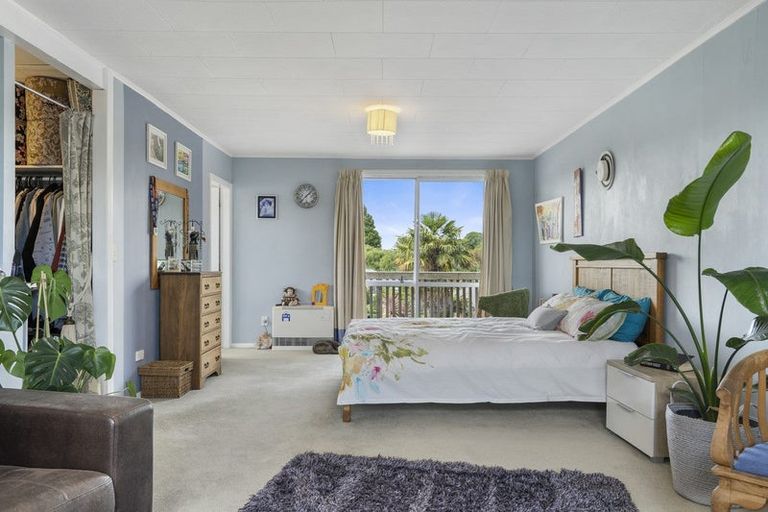 Photo of property in 298 Shakespeare Street, Leamington, Cambridge, 3432