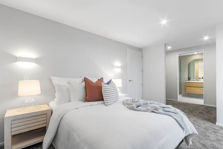 Photo of property in 2/76 Caledonian Road, St Albans, Christchurch, 8014