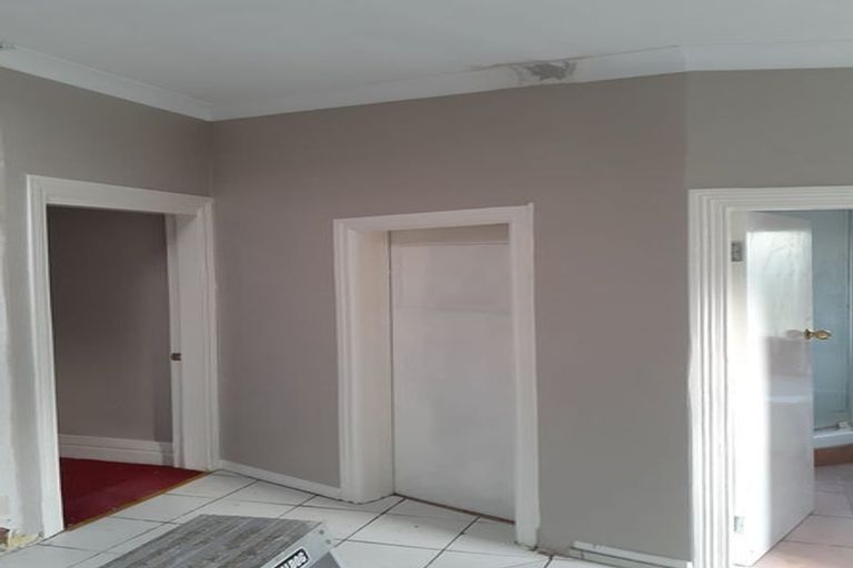 Photo of property in 6-10 Mudges Terrace, Newtown, Wellington, 6021