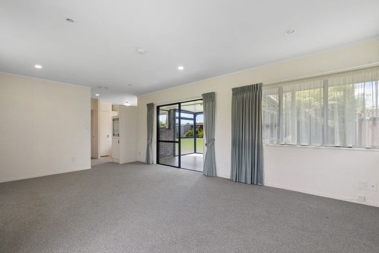 Photo of property in 14b Kingfisher Way, Te Kowhai, Hamilton, 3288