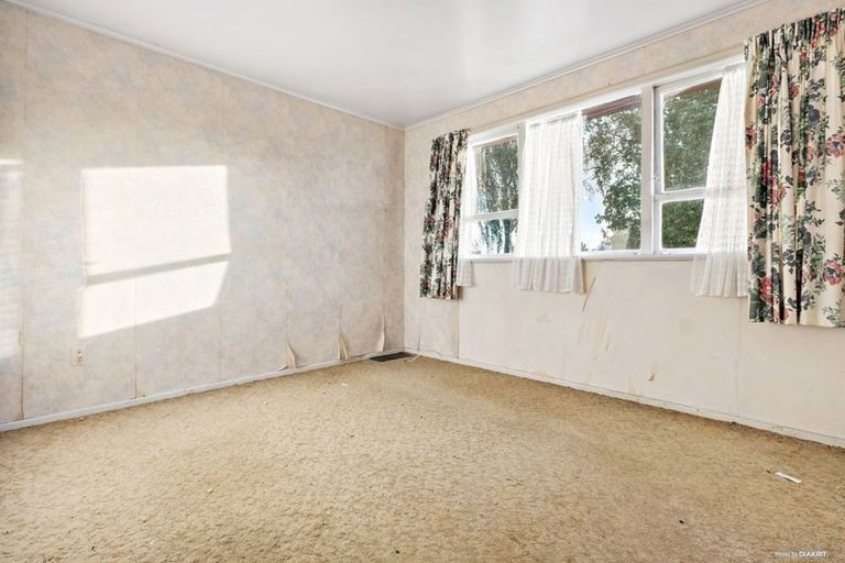 Photo of property in 33 Tairere Crescent, Rosehill, Papakura, 2113