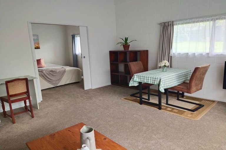 Photo of property in 7 Nui Mana Place, Te Atatu South, Auckland, 0610