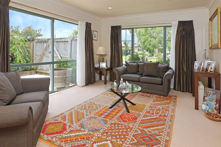 Photo of property in 4 Checkerberry Court, Henderson, Auckland, 0612