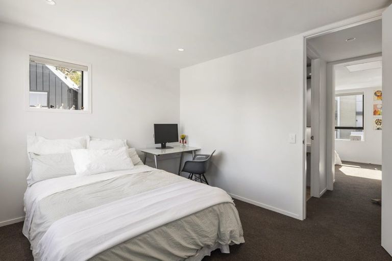 Photo of property in 2 Jean Caldwell Way, Island Bay, Wellington, 6023