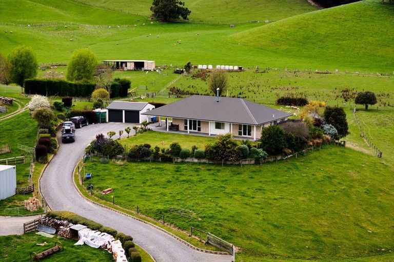 Photo of property in 66 Deer Park Road, Cheviot, 7310