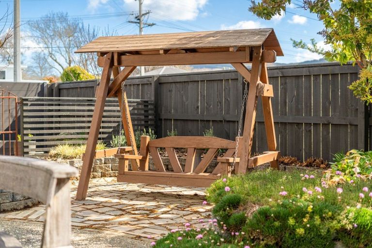 Photo of property in 46 Ararino Street, Trentham, Upper Hutt, 5018