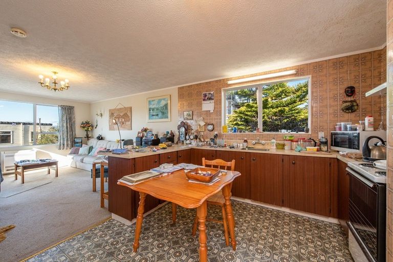 Photo of property in 6 Bandipur Terrace, Broadmeadows, Wellington, 6035