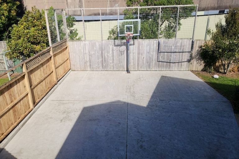 Photo of property in 86 Sunhill Road, Sunnyvale, Auckland, 0612