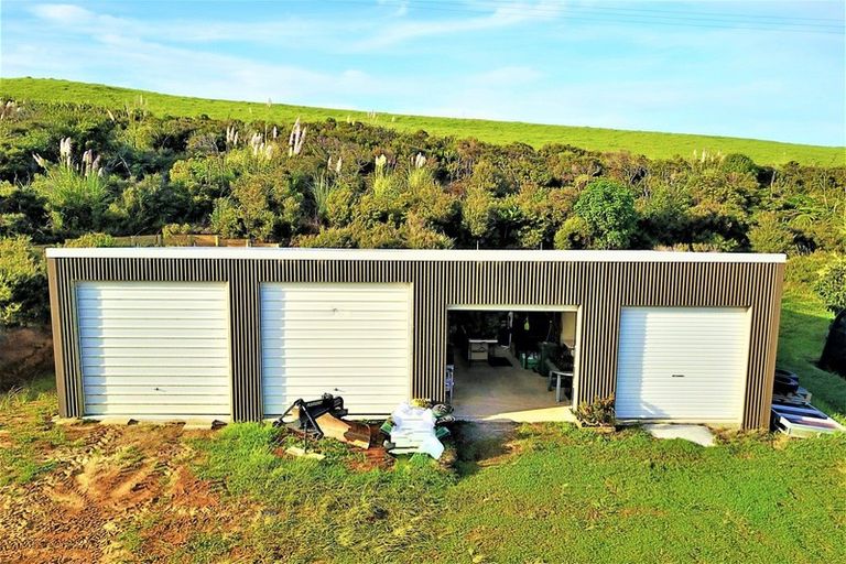 Photo of property in 1246 Babylon Coast Road, Omamari, Dargaville, 0373