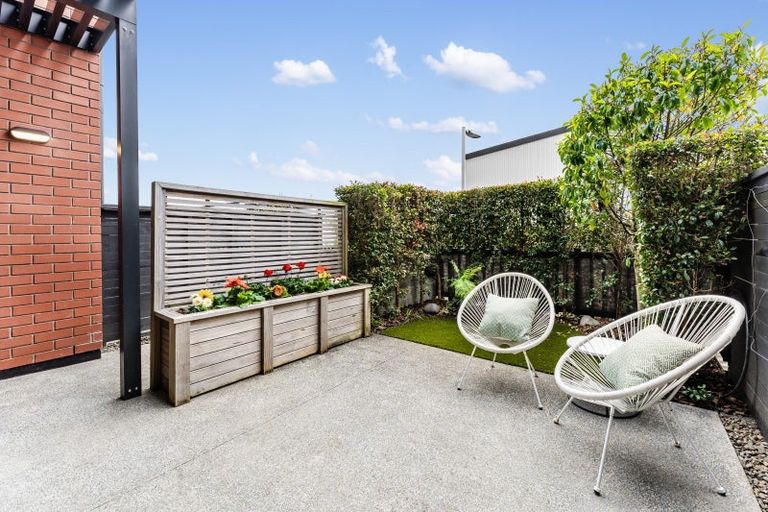 Photo of property in 62 Walter Merton Road, Hobsonville, Auckland, 0616