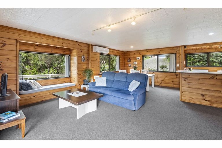 Photo of property in 9 Inca Place, Snells Beach, 0920