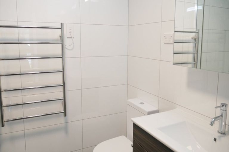 Photo of property in Frame Apartments, 702/111 Molesworth Street, Thorndon, Wellington, 6011