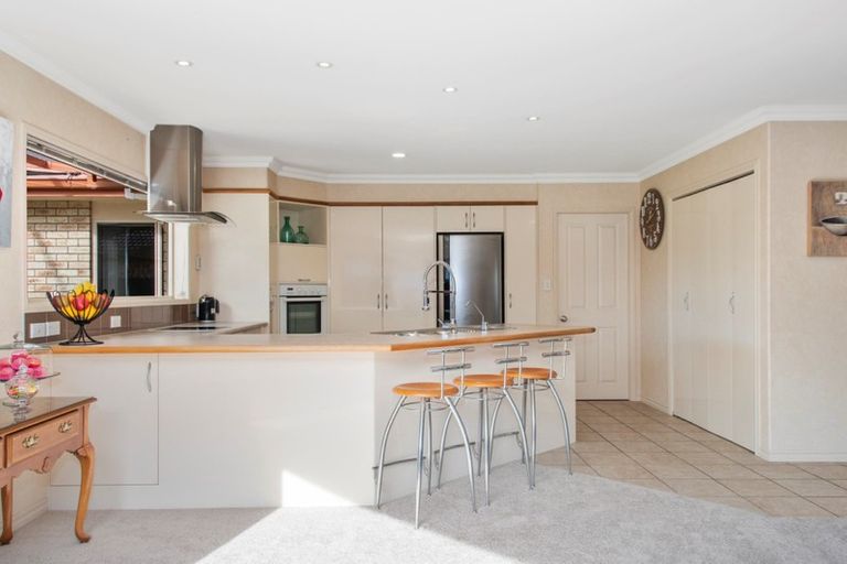 Photo of property in 565 Gloucester Road, Papamoa Beach, Papamoa, 3118