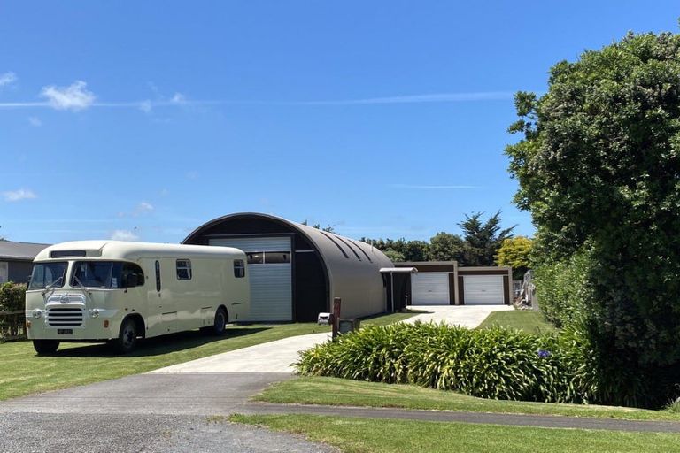 Photo of property in 59 Longfellow Road, Opunake, 4616