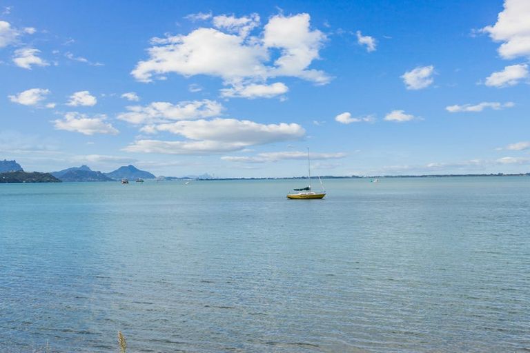 Photo of property in 118 Beach Road, Onerahi, Whangarei, 0110