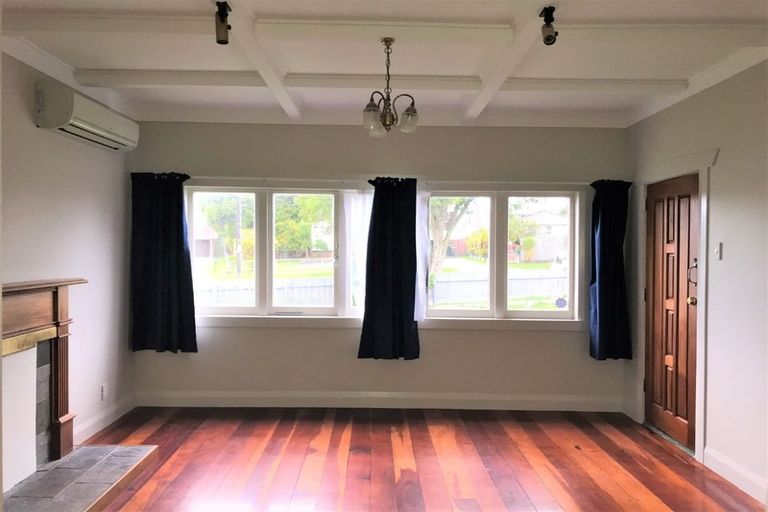 Photo of property in 33 Park Avenue, Papatoetoe, Auckland, 2025