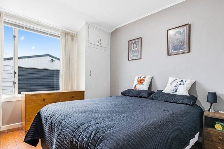 Photo of property in 6 Simeon Street, Somerfield, Christchurch, 8024