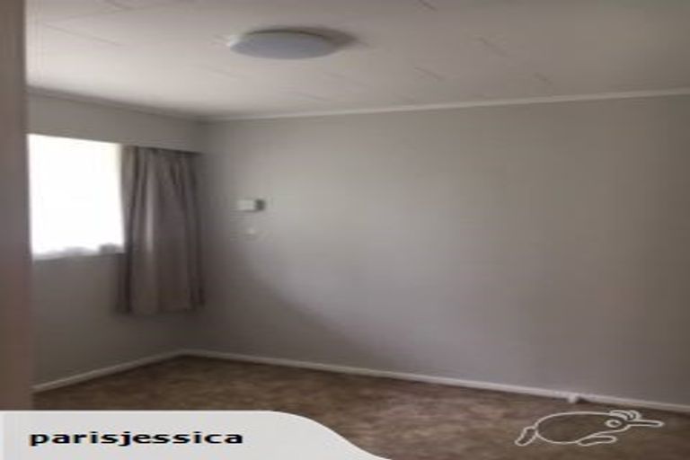 Photo of property in 2 Allen Road, Raumati Beach, Paraparaumu, 5032