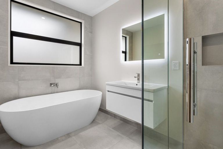 Photo of property in 1 Gulati Lane, Mairehau, Christchurch, 8052