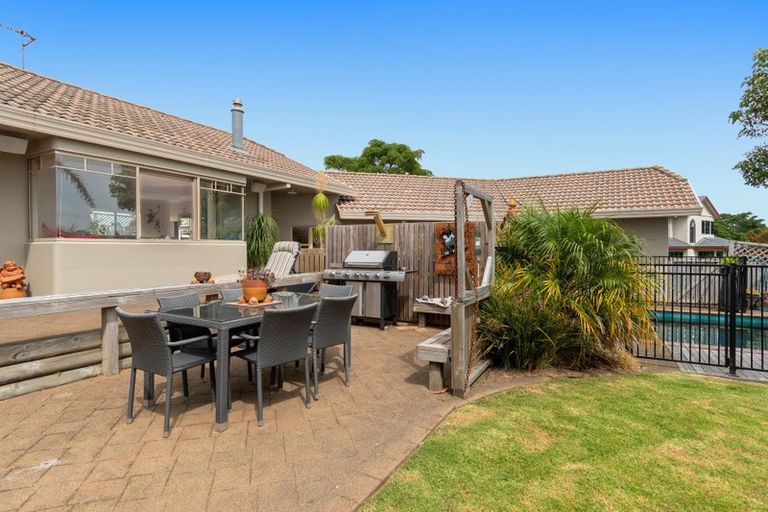 Photo of property in 14 Cloverlea Walk, Welcome Bay, Tauranga, 3112