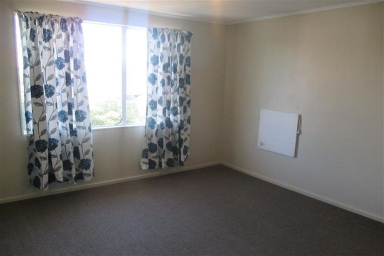 Photo of property in 4/19 Hargest Crescent, Sydenham, Christchurch, 8023