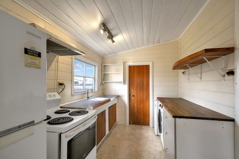 Photo of property in 91 Mcmurdo Street, Tinwald, Ashburton, 7700
