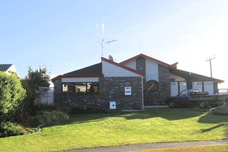 Photo of property in 14 Sunny Dale, Western Heights, Hamilton, 3200