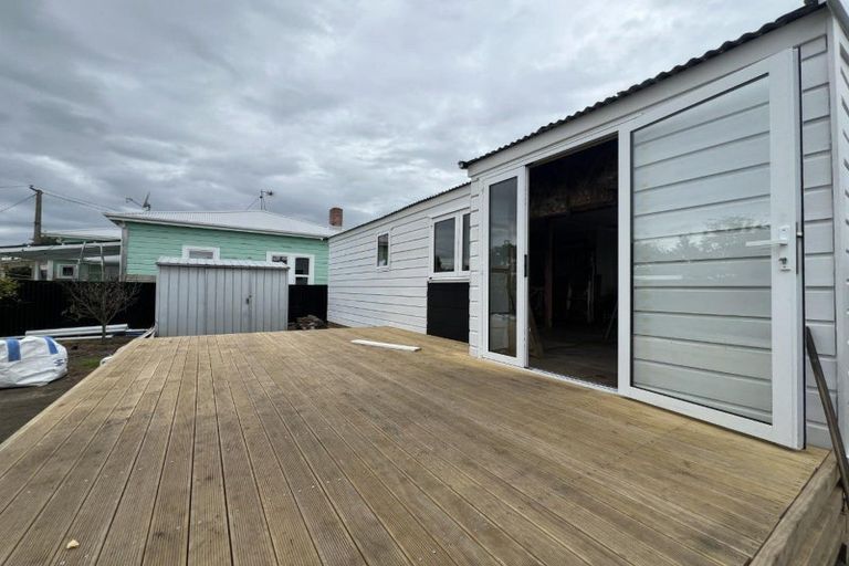 Photo of property in 28 Alma Road, Gonville, Whanganui, 4501