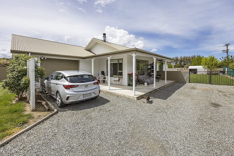 Photo of property in 43 Freyberg Avenue, Kurow, 9435