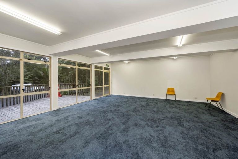 Photo of property in 445 Titirangi Road, Titirangi, Auckland, 0604
