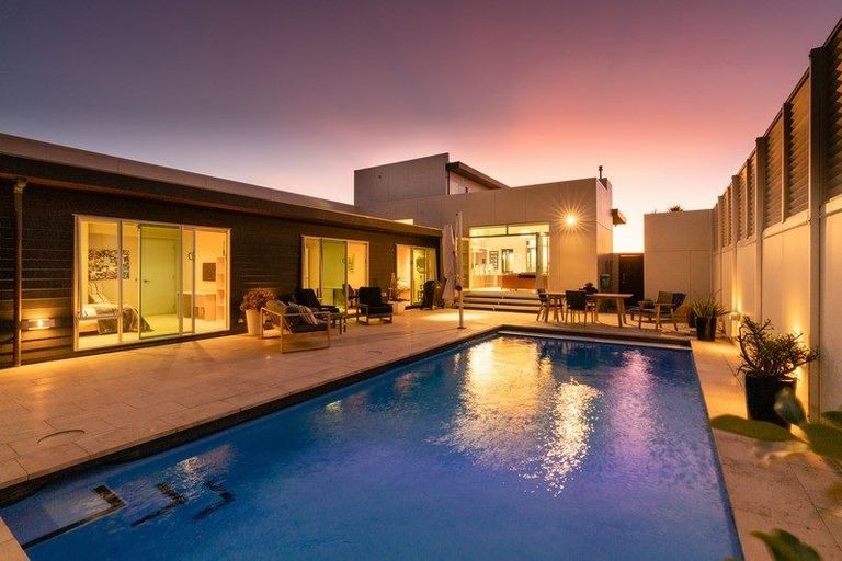 Photo of property in 45 Wharemauku Road, Raumati Beach, Paraparaumu, 5032