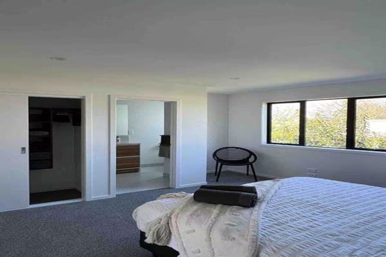 Photo of property in 80 Carrington Avenue, Silverdale, Hamilton, 3216