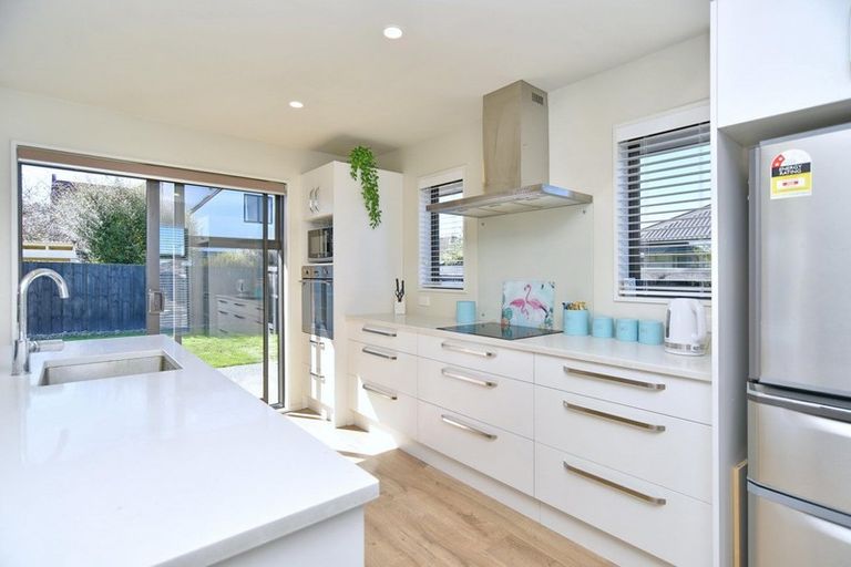 Photo of property in 12b Watkins Drive, Rangiora, 7400