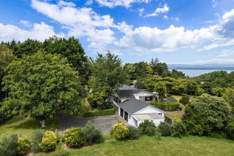 Photo of property in 137 Mapara Road, Acacia Bay, Taupo, 3385