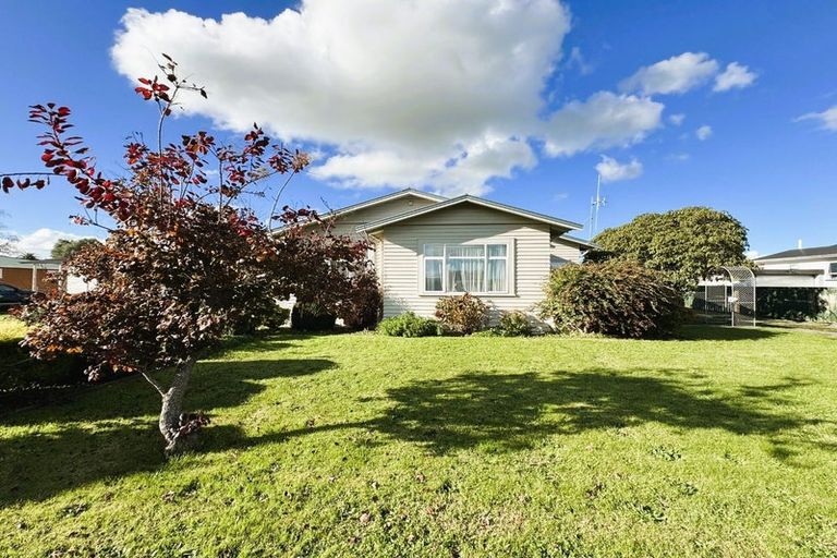 Photo of property in 45 Miller Street, Dannevirke, 4930