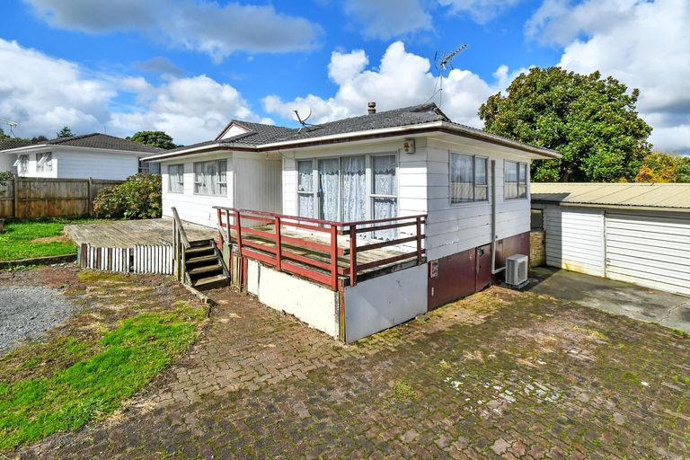 Photo of property in 17 Fairdale Avenue, Red Hill, Papakura, 2110