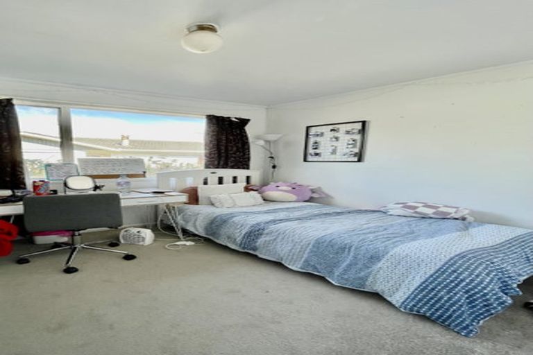 Photo of property in 365 Bucklands Beach Road, Bucklands Beach, Auckland, 2012