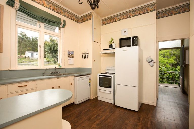 Photo of property in 3 Matthew Street, Waipawa, 4210