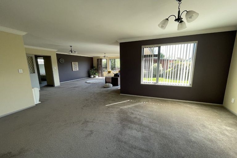 Photo of property in 6 Queen Street, Winton, 9720