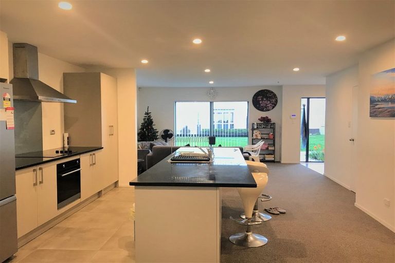 Photo of property in 38 Hollowout Street, Takanini, 2112