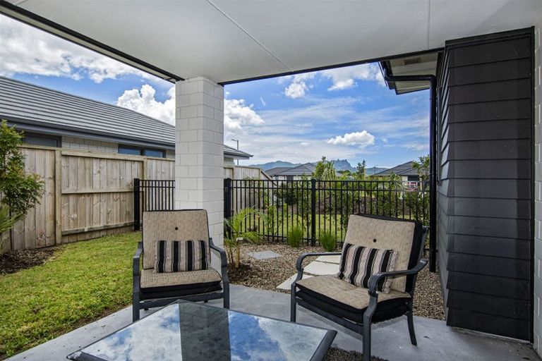 Photo of property in 30 Kitemaunga Avenue, One Tree Point, 0118