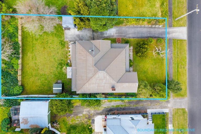 Photo of property in 12 Hurworth Place, College Estate, Whanganui, 4500